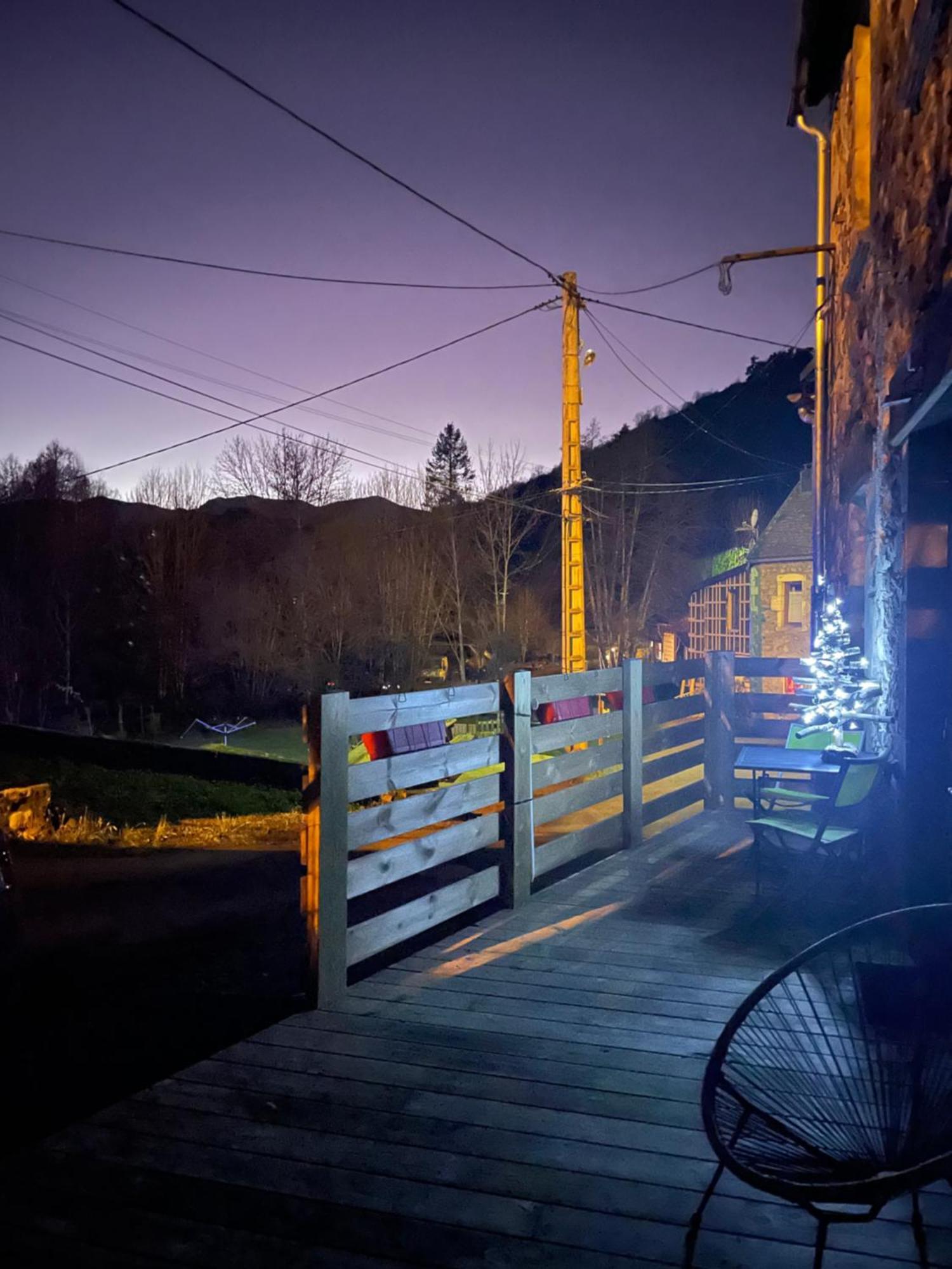 Chez Gaston Lejlighed Chambon-sur-Lac Eksteriør billede